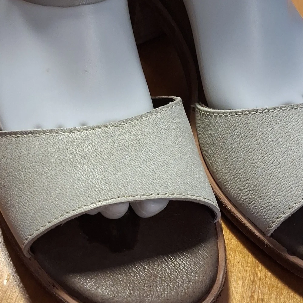 Geewawa Elegant Beige Strappy Sandals Size 8.5